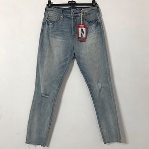 Levi Strauss ripped distressed jeans
high rise ankle skinny jeans